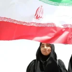 تصاویر؛ تجمع دانشجویان قمی مقابل سایت هسته‌ای فردو