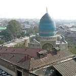 گنبد “سرقبر آقا” در قلب محله مولوی