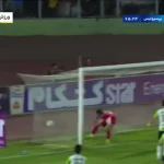 ببینید؛ گل اول پرسپولیس به خیبر توسط فرشاد احمدزاده دقیقه ۶۵ ببینید؛ گل اول پرسپولیس به خیبر توسط فرشاد احمدزاده دقیقه ۶۵
