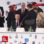 ببینید؛ وقتی اردوغان انگشت مکرون را رها نکرد!