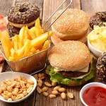 غذاهایی که زودتر پیرتان می‌کند