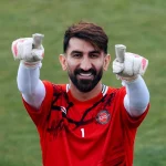 واکنش بیرانوند به عکس با حجازی و شایعه استقلالی شدن